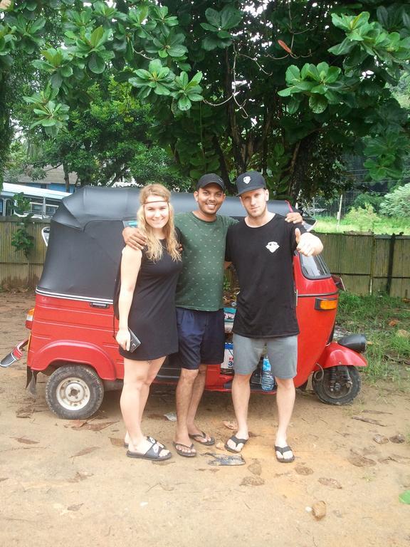 Jungle Village Homestay Pinnawala  Dış mekan fotoğraf